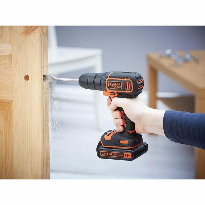 Black & Decker BDCDC18BAFC Taladro Atornillador Inalámbrico 18V Li-Ion 2 Baterías, 80 Accesorios, Vel. Variable, 10 Pos. Torque 10