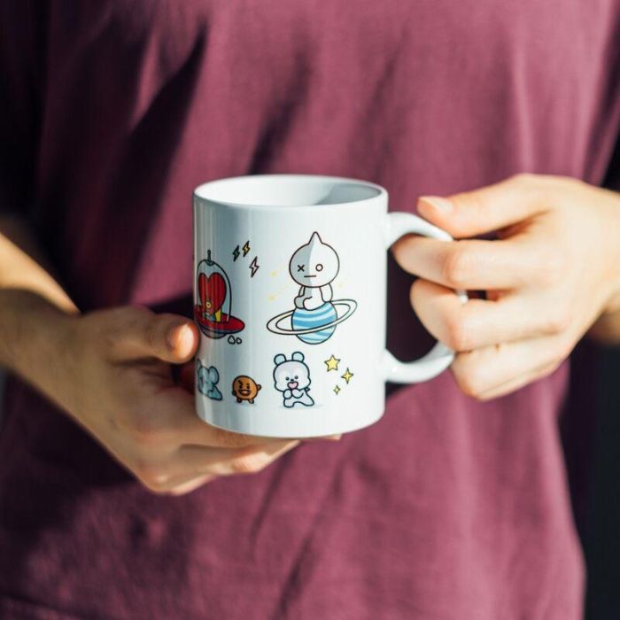 Taza Universtar BT21 330ml 4