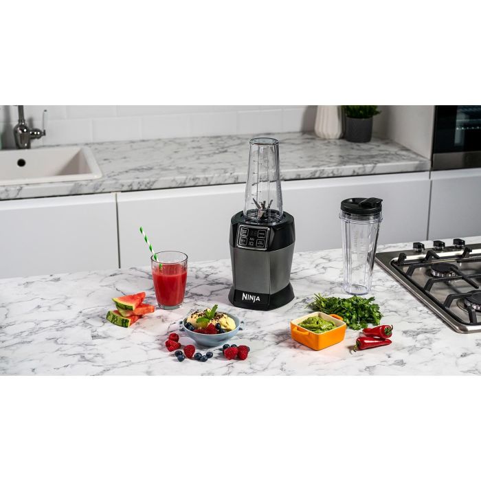 Ninja BN495EU Batidora de Vaso con Auto-iQ 1000W, 2 Vasos de 700ml para Llevar 9 Ninja BN495EU Batidora de Vaso con Auto-iQ 1000W, 2 Vasos de 700ml para Llevar 9
