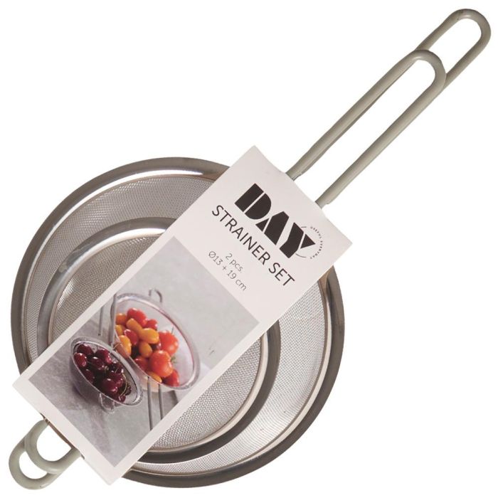 Day Juego de 2 Coladores de Acero Inoxidable y Silicona, Diámetros 13,5-19,5 cm 0 Day Juego de 2 Coladores de Acero Inoxidable y Silicona, Diámetros 13,5-19,5 cm 0