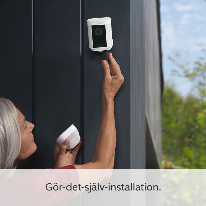 Amazon Spotlight Cam Pro Battery Negro Cámara de Seguridad Exterior Inalámbrica con Batería 3 Amazon Spotlight Cam Pro Battery Negro Cámara de Seguridad Exterior Inalámbrica con Batería 3