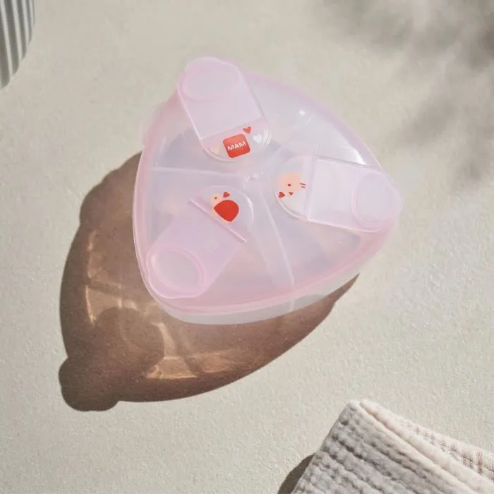 Mam Bote de Leche en Polvo, Triangular, Hermético y Ligero, Capacidad 3 Dosis 3 Mam Bote de Leche en Polvo, Triangular, Hermético y Ligero, Capacidad 3 Dosis 3