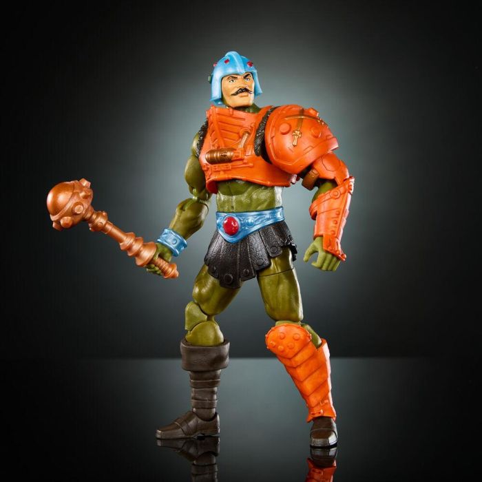 Figura Man-At-Arms New Eternia Masters of the Universe 17cm 2