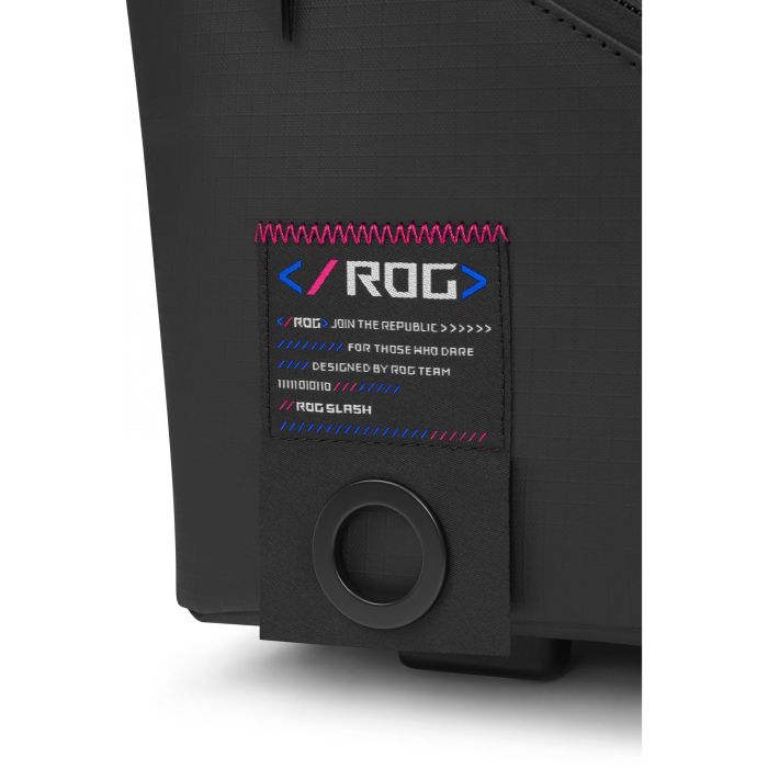 ASUS ROG SLASH Duffle Bag 4 ASUS ROG SLASH Duffle Bag 4
