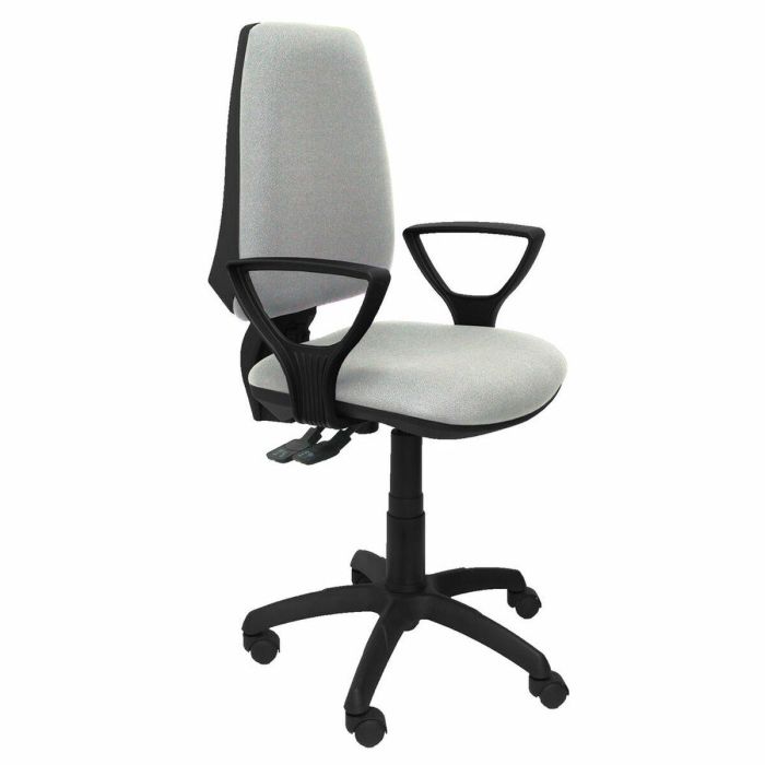 PIQUERAS Y CRESPO Silla Elche S bali gris claro brazos fijos PIQUERAS Y CRESPO Silla Elche S bali gris claro brazos fijos