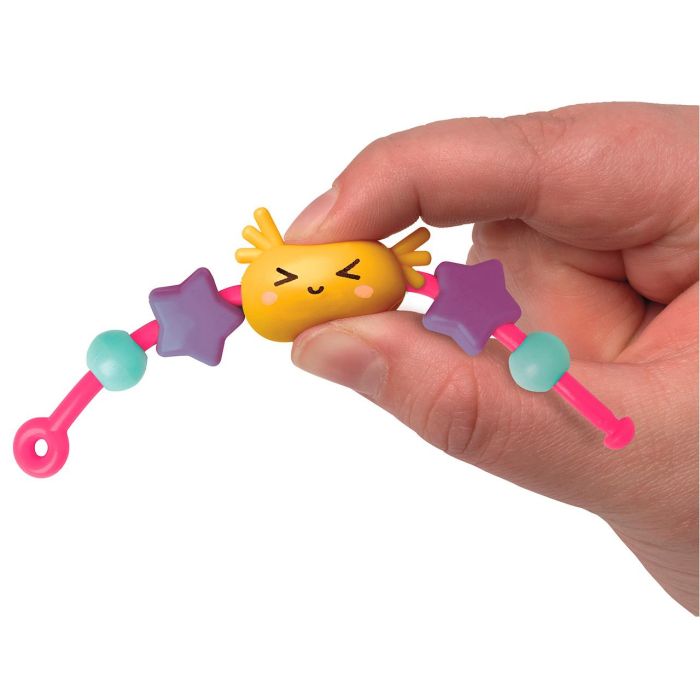 Bizak 64361494 Super Squeeze Kit de Diseño: Crea Pulseras, Colgantes y Anillos con Personajes y Cuentas Estrujables 6