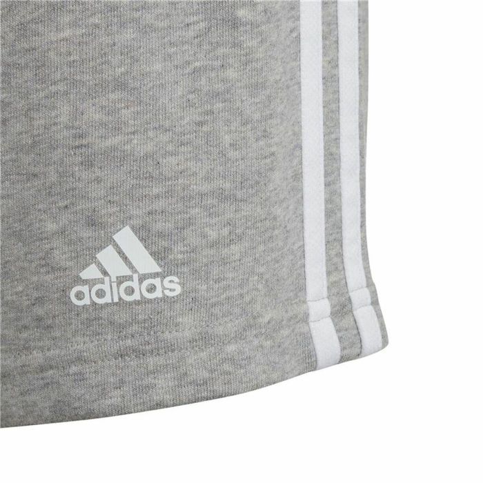 Pantalón Corto Deportivo Adidas Essentials 3B Gris 3 Pantalón Corto Deportivo Adidas Essentials 3B Gris 3