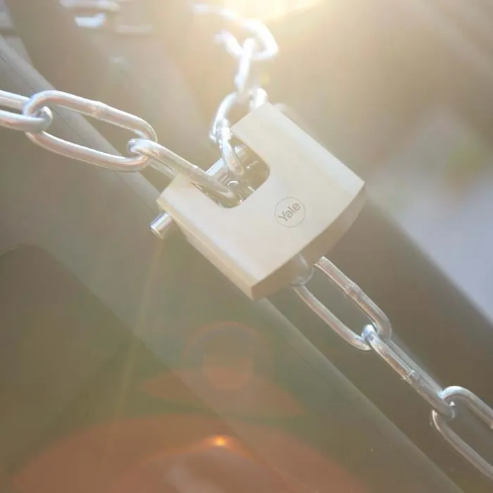 Yale Candado de seguridad Y114B/70/113/1, arco de acero cementado, 3 llaves 3