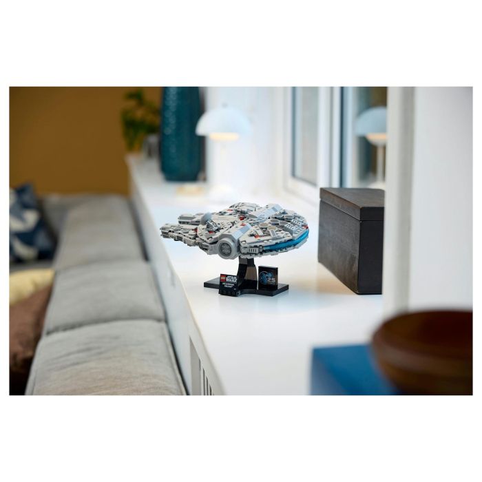 LEGO Star Wars Millennium Falcon 75375 Halcón Milenario Juego de Construcción 921 Piezas