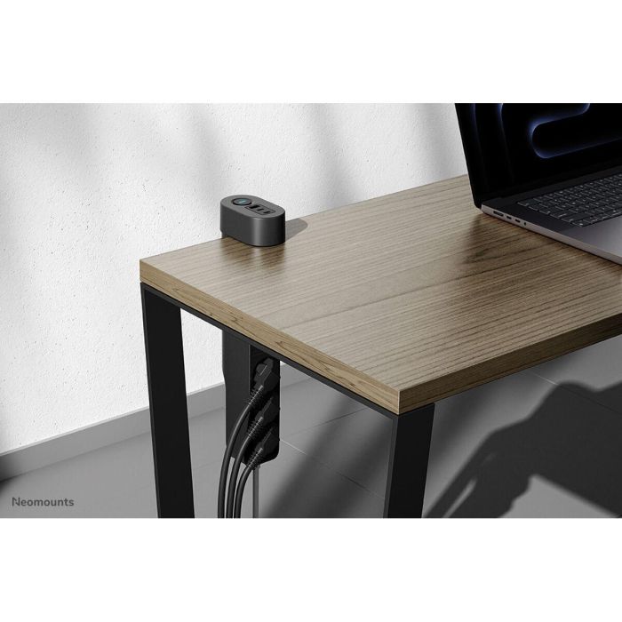 Neomounts DS22-840BL6 Regleta de Escritorio VOLT con Abrazadera, USB-C y USB-A Carga Rápida, 20W PD, 1.4m, Negra 16