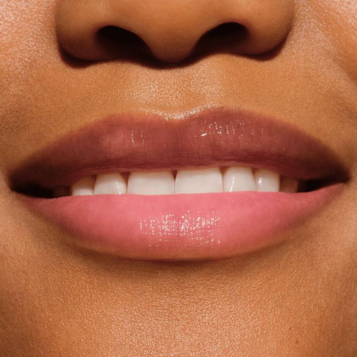 Pintalabios Catrice GLAM IN GOLD GLOW Nº 010 3,5 g 2 Pintalabios Catrice GLAM IN GOLD GLOW Nº 010 3,5 g 2