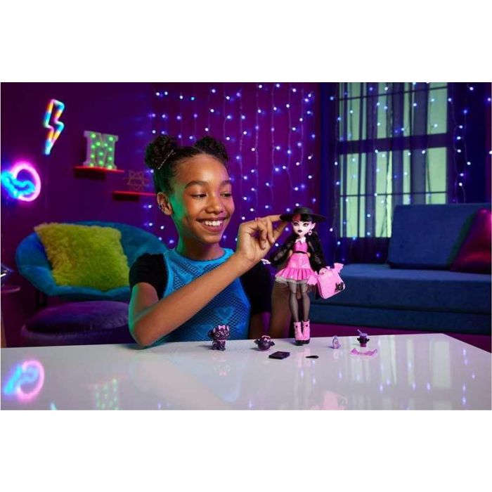 Muñeca articulada monster high draculaura con mascota conjunto de moda y accesorios. - modelos surtidos 2 Muñeca articulada monster high draculaura con mascota conjunto de moda y accesorios. - modelos surtidos 2
