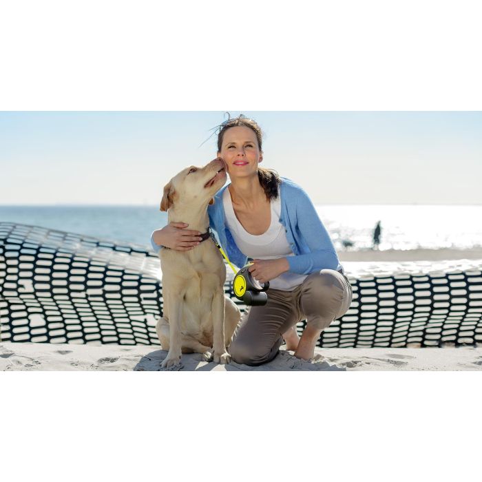 Flexi Correa Retráctil New Classic Reflectante Neón Talla S (hasta 15kg) de Cinta 5 Metros para Perros 2 Flexi Correa Retráctil New Classic Reflectante Neón Talla S (hasta 15kg) de Cinta 5 Metros para Perros 2