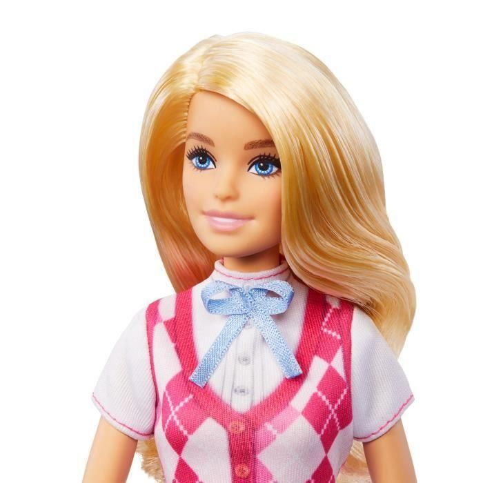 Barbie Hxj38 Muñeca Malibu Jinete de Equitación Articulada Inspirada en Netflix con Chaleco Rosa y Casco 2 Barbie Hxj38 Muñeca Malibu Jinete de Equitación Articulada Inspirada en Netflix con Chaleco Rosa y Casco 2