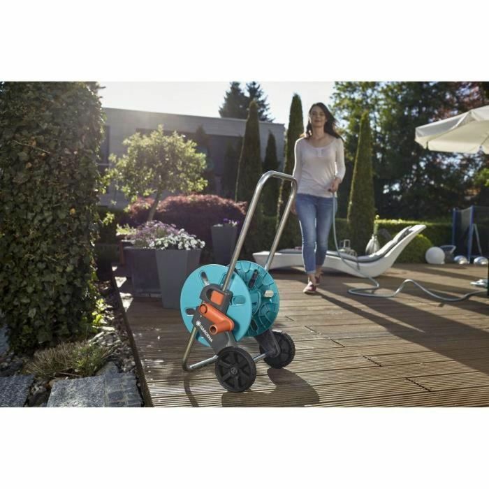 Gardena Aquaroll S Enrollador de manguera sobre ruedas con 40m manguera Ø13mm, mango telescópico, antigoteo, resistente a heladas. 2 Gardena Aquaroll S Enrollador de manguera sobre ruedas con 40m manguera Ø13mm, mango telescópico, antigoteo, resistente a heladas. 2