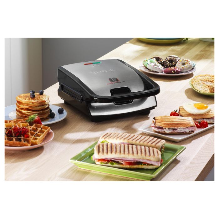Tefal SW852D, Sandwichera y Gofrera Combinada, Negro y Acero Inoxidable, 700W Tefal SW852D, Sandwichera y Gofrera Combinada, Negro y Acero Inoxidable, 700W