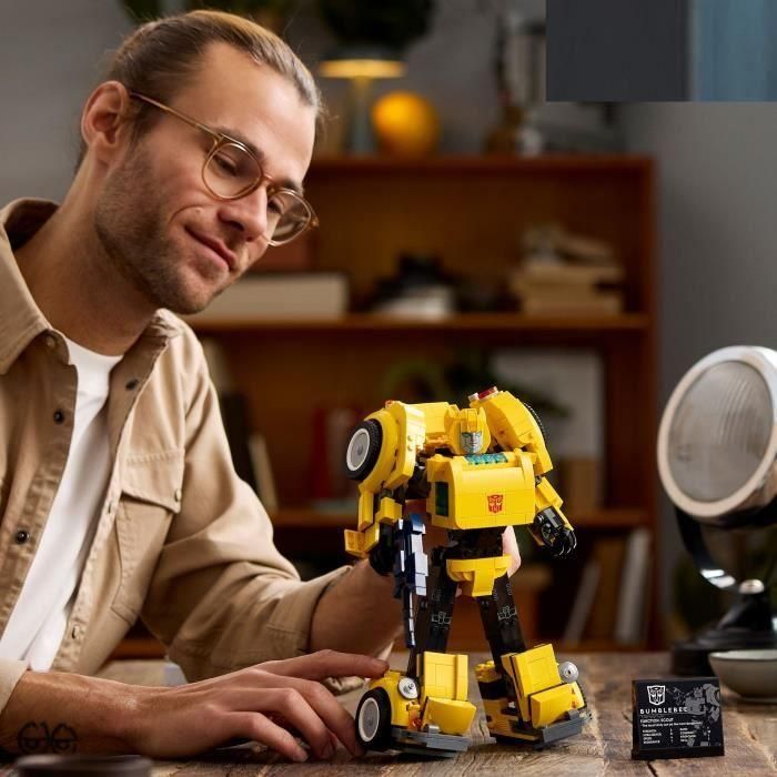 LEGO Icons 10338 Transformers Bumblebee - Figura de robot adulto - Vehículo 4 LEGO Icons 10338 Transformers Bumblebee - Figura de robot adulto - Vehículo 4