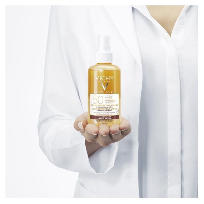 Vichy Capital Soleil Agua Luminosidad SPF50 200 ml 2