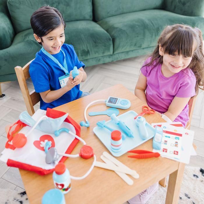 Melissa y Doug AAAVK75147 - Conjunto de Médico para Niños 3