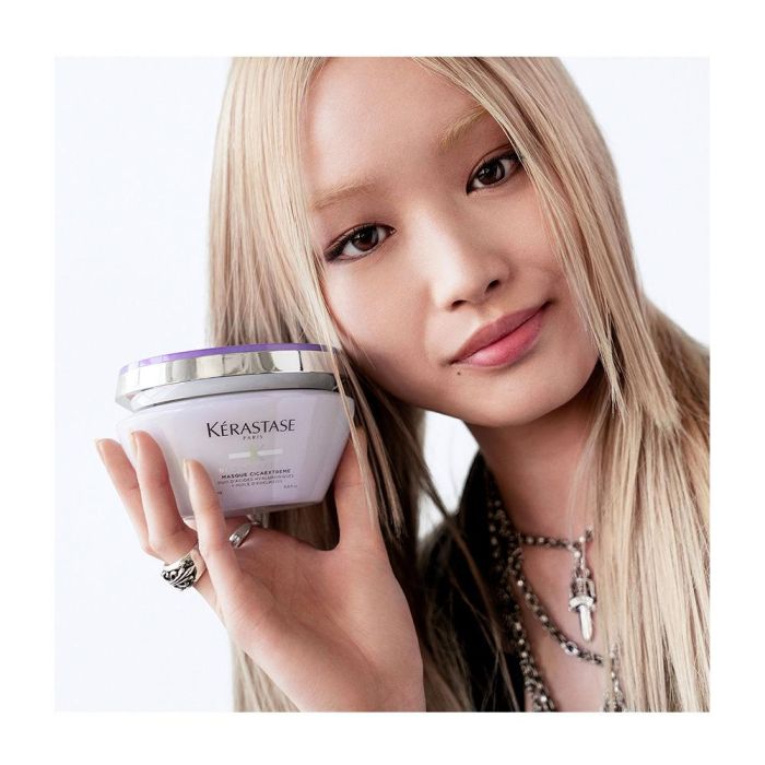 Kerastase BLOND ABSOLU cicaextreme mask Mascarilla Reparadora Cabello Decolorado 200 ml 3