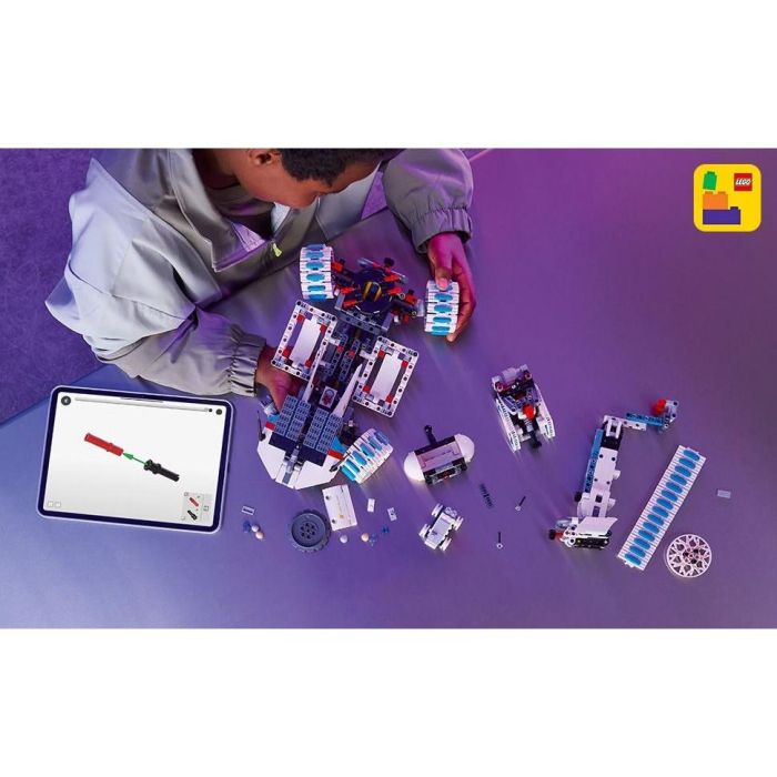 LEGO 42211 Technic Vehículo de Puesto de Avanzada Lunar - Set de construcción para niños de 10 años 8