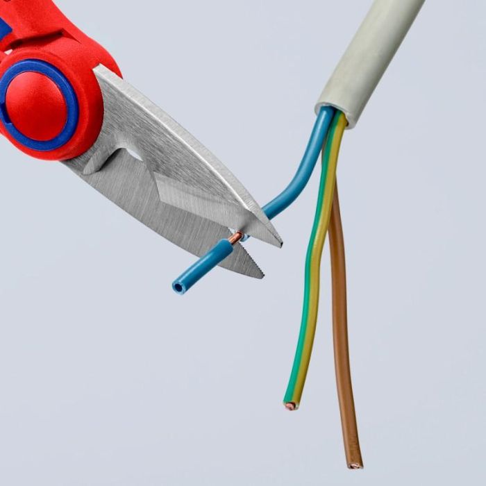 KNIPEX Elektrikerschere mit Crimpstelle 11 KNIPEX Elektrikerschere mit Crimpstelle 11