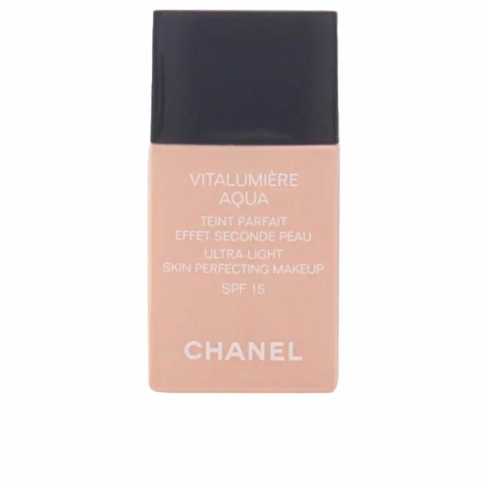Base de Maquillaje Fluida Vitalumière Aqua Chanel 4 Base de Maquillaje Fluida Vitalumière Aqua Chanel 4