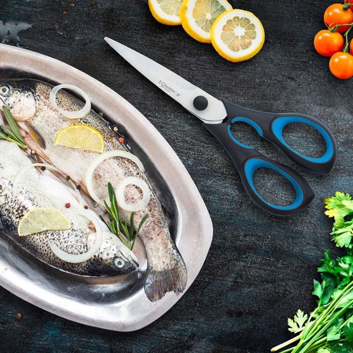 3 Claveles Tijeras de Cocina Multiusos Ergonómicas de Acero Inoxidable 8" (20,3 cm) con Descapsulador, Filo Dentado y Mango Soft Grip 4 3 Claveles Tijeras de Cocina Multiusos Ergonómicas de Acero Inoxidable 8" (20,3 cm) con Descapsulador, Filo Dentado y Mango Soft Grip 4