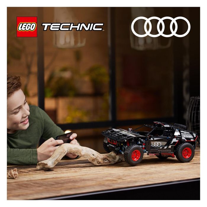 LEGO 42160 Audi RS Q e-tron Coche de Rally Teledirigido Modelo Todoterreno Dakar