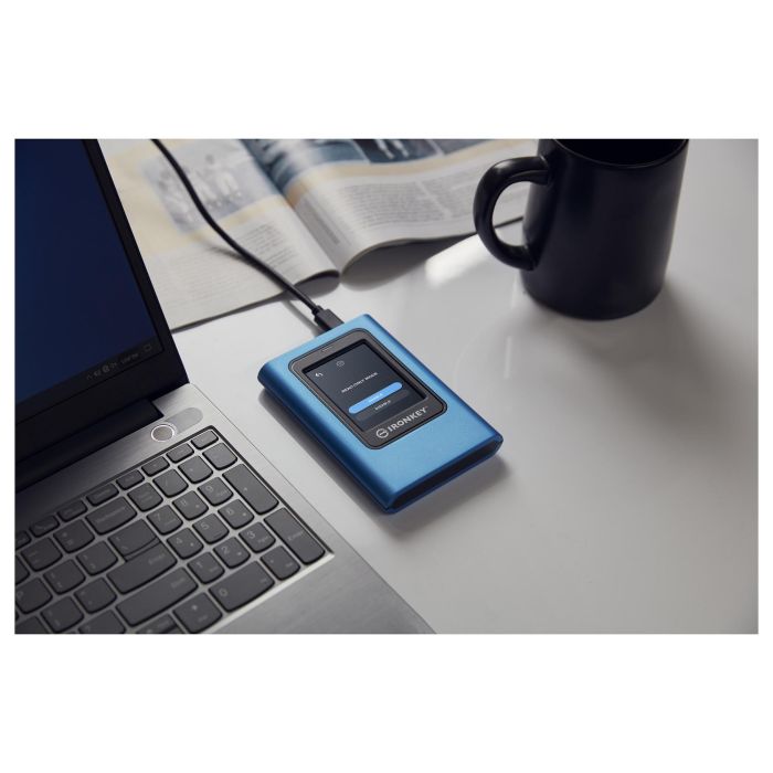 Kingston IronKey Vault Privacy 80 USB 3.2 Gen 1 960GB SSD Externo con Cifrado AES 256-bit y Protección por Contraseña
