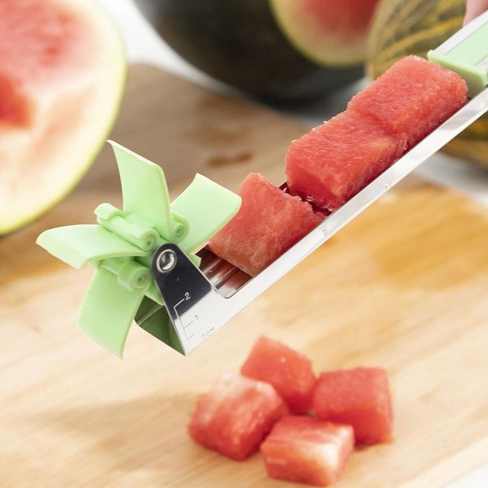 Cortador de Sandía en Cubos Cutmil InnovaGoods 8 Cortador de Sandía en Cubos Cutmil InnovaGoods 8