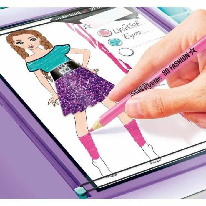 Fashion designer studio 4