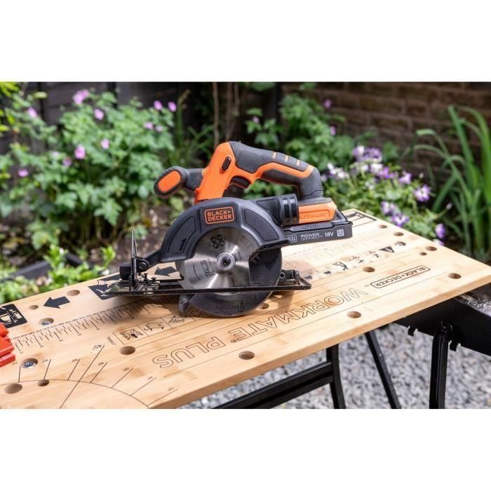 Black + Decker BDCCS18N-XJ Sierra circular inalámbrica 18V 140 mm - Alto rendimiento con suela de metal y tecnología de litio 1 Black + Decker BDCCS18N-XJ Sierra circular inalámbrica 18V 140 mm - Alto rendimiento con suela de metal y tecnología de litio 1