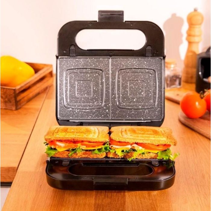 Cecotec 04309 Sandwichera de 1000 W con Carcasa de Acero Inoxidable, Color Negro y Acabado Satinado 1 Cecotec 04309 Sandwichera de 1000 W con Carcasa de Acero Inoxidable, Color Negro y Acabado Satinado 1