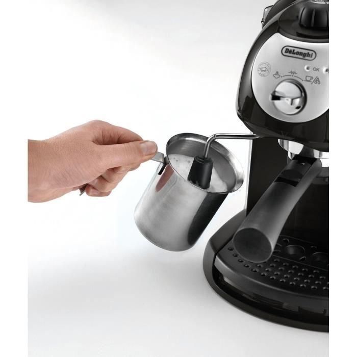 Cafetera espresso clásica DELONGHI EC221B - Negro 3 Cafetera espresso clásica DELONGHI EC221B - Negro 3
