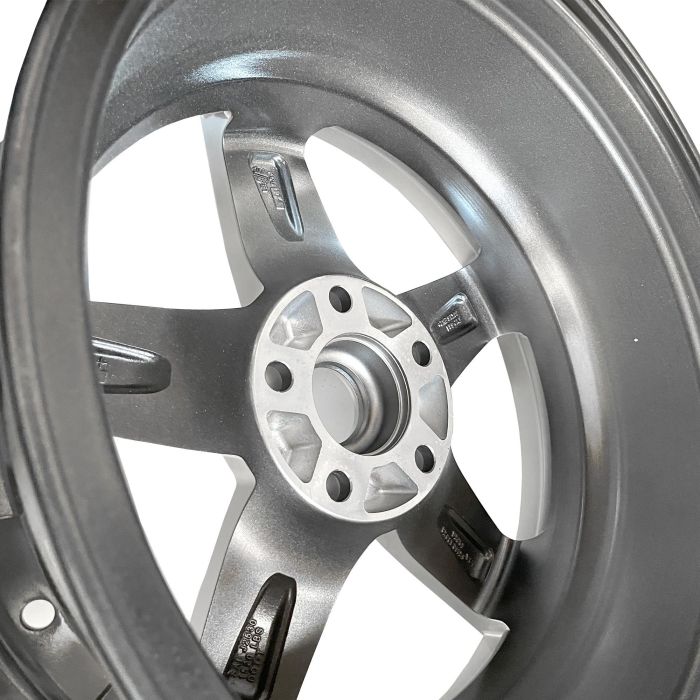 Llanta Momo Hyperstar Ece 6,5x16 Et43 4x100 Plata 60,1 Ece MOMWHSH65643RD6 3 Llanta Momo Hyperstar Ece 6,5x16 Et43 4x100 Plata 60,1 Ece MOMWHSH65643RD6 3