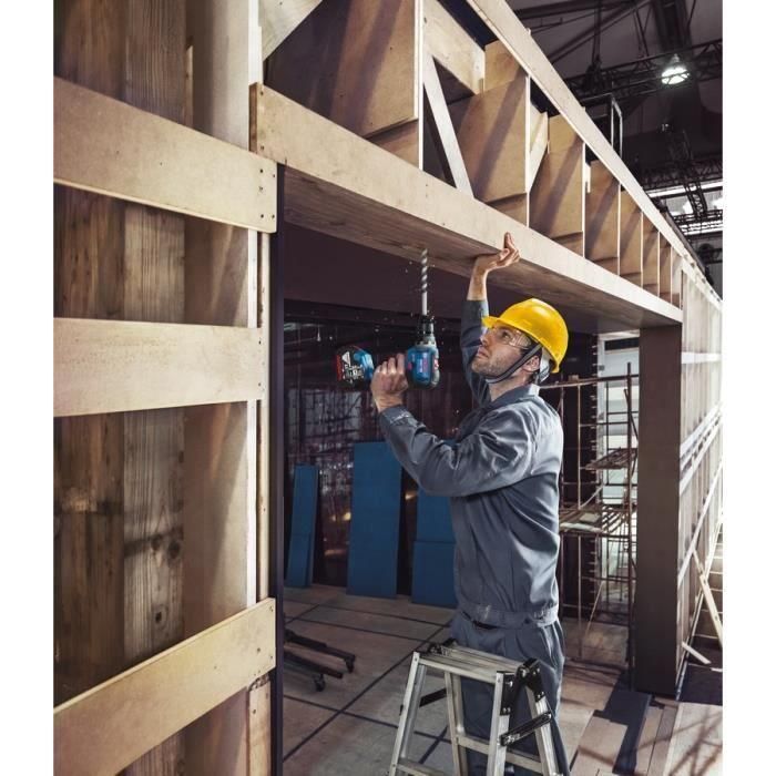 Bosch Professional GSR 18V-50 Taladro atornillador con 2 baterías 2.0Ah, cargador GAL 18V-20, 43 accesorios y bolsa 3