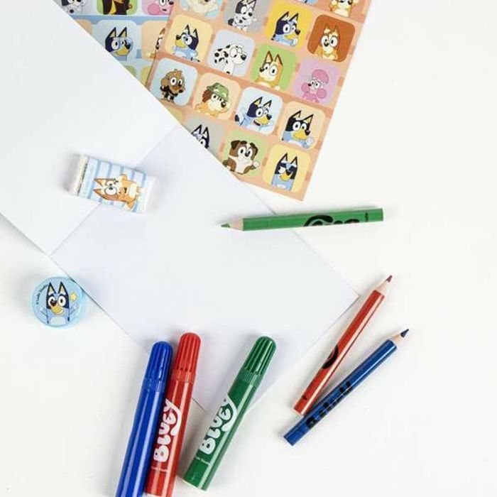 Set papelería coloreable trolley bluey 22.0 x 25.5 x 9.0 cm 1 Set papelería coloreable trolley bluey 22.0 x 25.5 x 9.0 cm 1