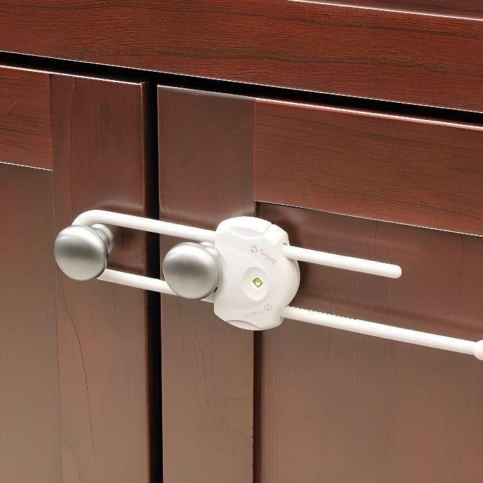 Safety 1St Cerradura de Seguridad Universal para Armarios y Puertas con Manillas o Perillas, Indicador de Cierre, Blanco Safety 1St Cerradura de Seguridad Universal para Armarios y Puertas con Manillas o Perillas, Indicador de Cierre, Blanco