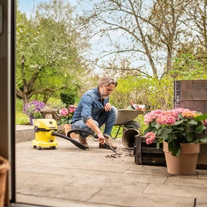 Karcher 1.628-501.0 Aspirador de agua y polvo inalámbrico WD 2-18 V-12/18 con batería extraíble 18V 2.5Ah y cargador 5