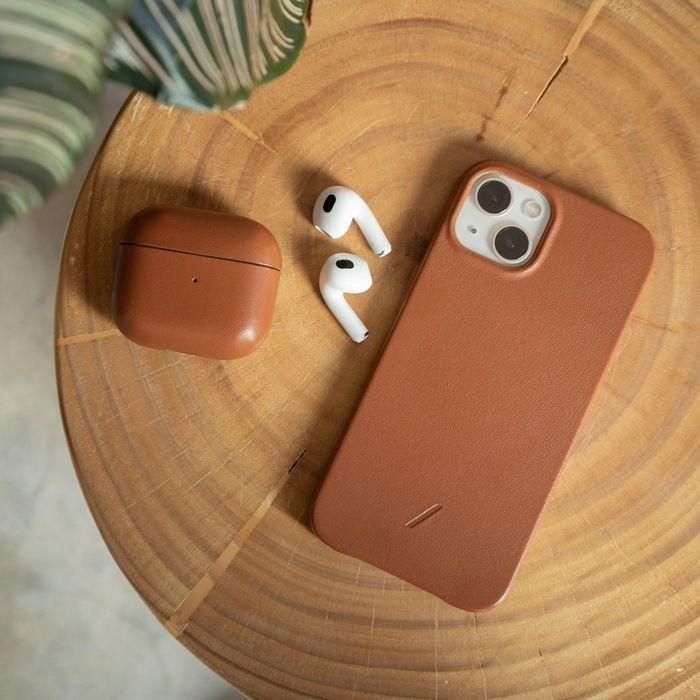 Native Union Leather Case for AirPods. AirPods Gen3. Color: Tan 4 Native Union Leather Case for AirPods. AirPods Gen3. Color: Tan 4