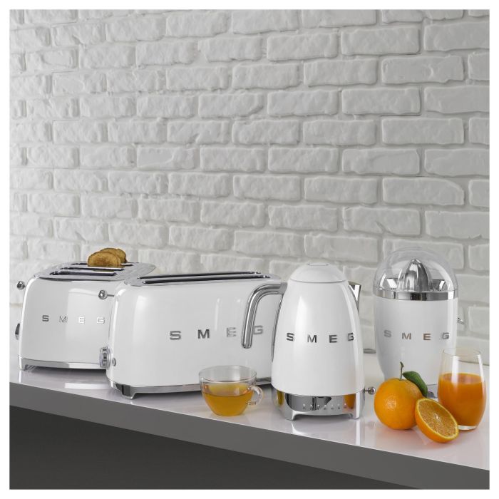 Smeg TSF03WHEU Tostadora, 4 Rebanadas, Blanco, Estilo Años 50, Acero Inoxidable, 2000W 7