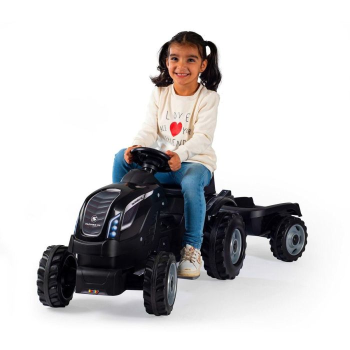 Smoby Farmer XL Pedal Tractor + Trailer - Negro 2