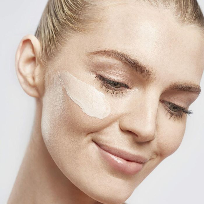 Elemis SUPERFOOD midnight facial Crema Facial Hidratante Prebiótica Nocturna Piel Seca y Deshidratada con Camu Camu y Cacao 50 ml 2