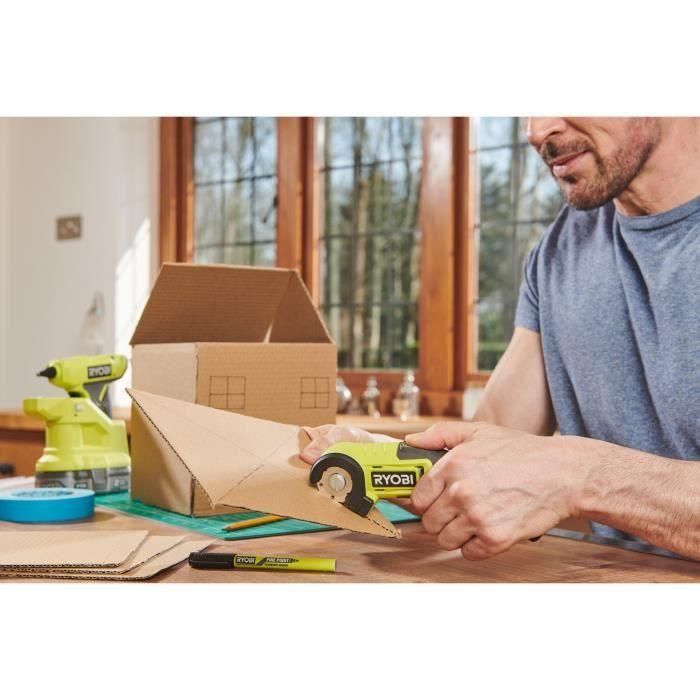 Ryobi RYO4892210206763 Mini -sccie 4V con Batería de 2.0 Ah, Carga USB C y Hoja de Corte de 38 mm 5