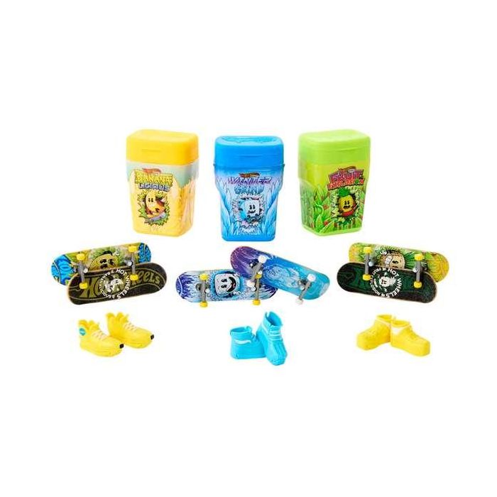Monopatines hot wheels skate con 2 monopatines y un par de zapatillas. - modelos surtidos 4 Monopatines hot wheels skate con 2 monopatines y un par de zapatillas. - modelos surtidos 4