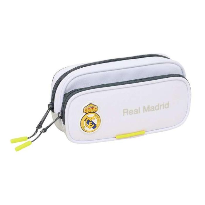 Safta Bolso Escolar Portatodo Real Madrid 1ª Equipación 25/26 con Bolsillo y Cremallera 105x210x60 mm Safta Bolso Escolar Portatodo Real Madrid 1ª Equipación 25/26 con Bolsillo y Cremallera 105x210x60 mm