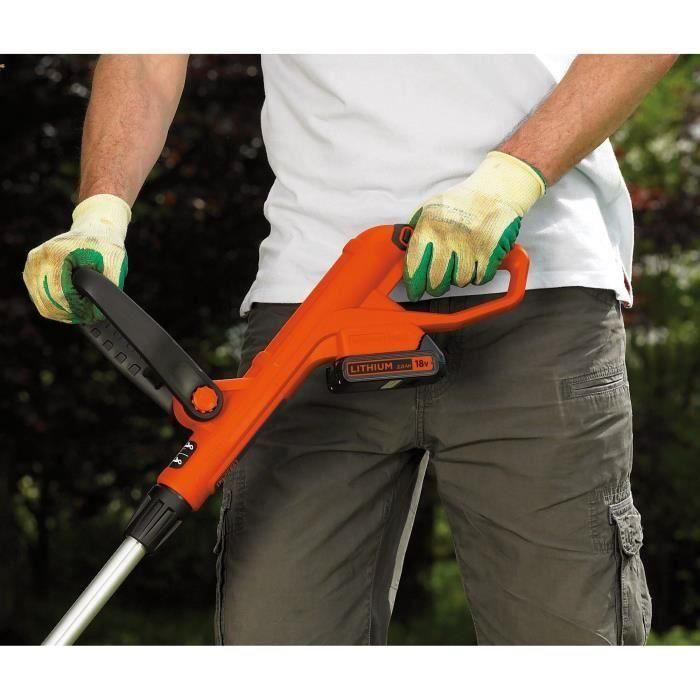 Black+Decker -Bordure Cut 23 cm 18 V 2 AH - GLC1823L20 -QW - Cabeza de giro 180 ° 1 Black+Decker -Bordure Cut 23 cm 18 V 2 AH - GLC1823L20 -QW - Cabeza de giro 180 ° 1