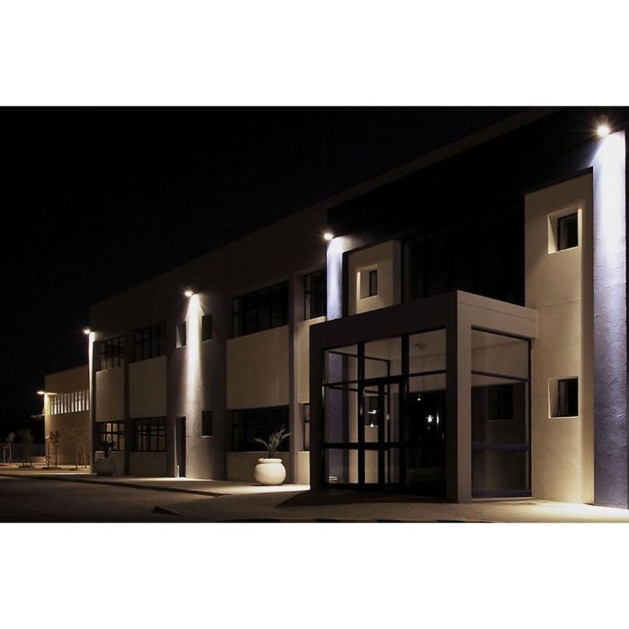 Philips 911401864584 Proyector 100W 9500 lm 6500 K IP65 3 Philips 911401864584 Proyector 100W 9500 lm 6500 K IP65 3