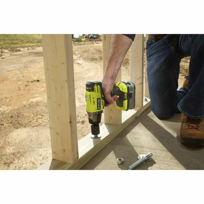 Ryobi Destornillador de 18V con Batería 2.0 Ah, Cargador Rápido y 3 Enchufes